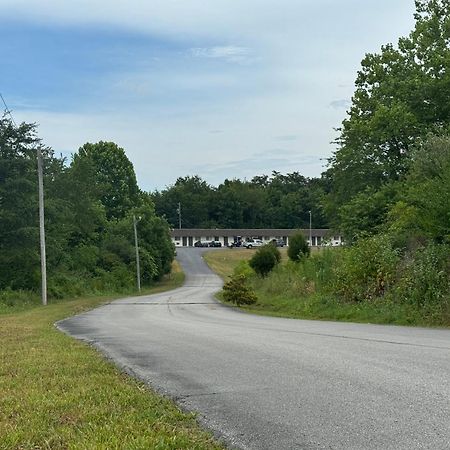 Economy Inn Crossville Εξωτερικό φωτογραφία