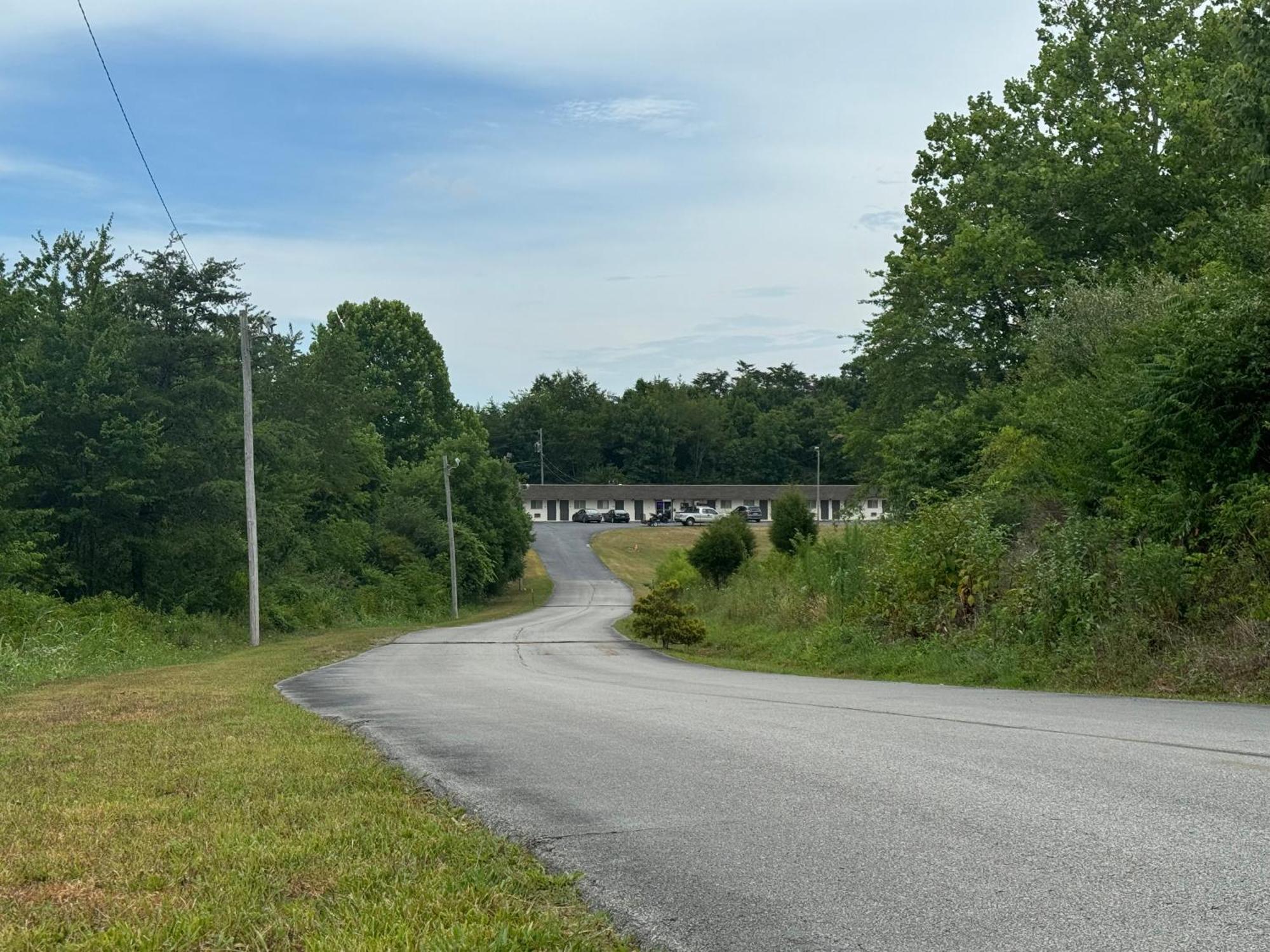 Economy Inn Crossville Εξωτερικό φωτογραφία