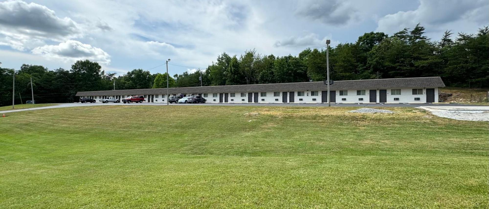 Economy Inn Crossville Εξωτερικό φωτογραφία